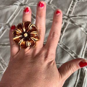 Large flower adjustable ring